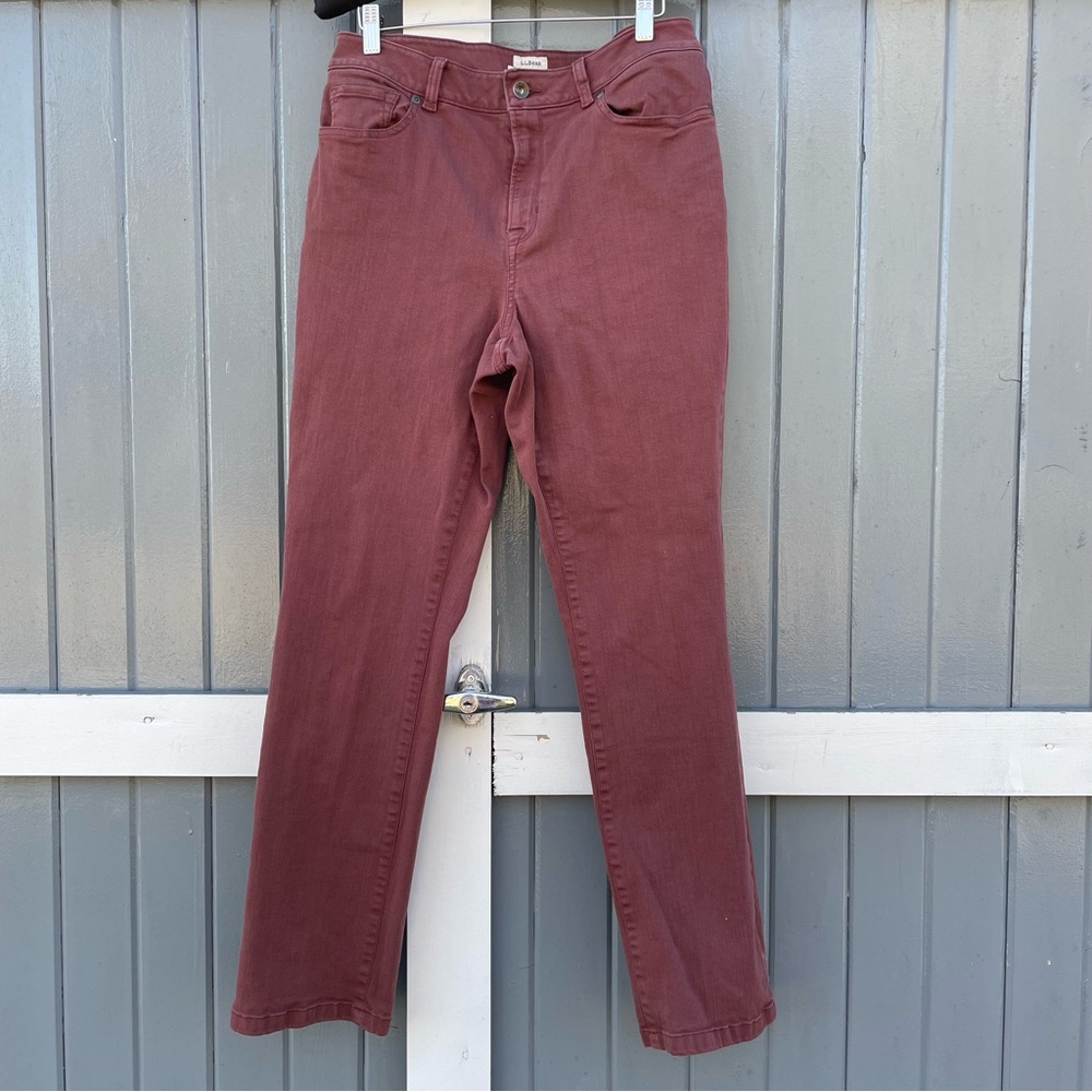 L.L. Bean Women's Straight‎ Leg Jeans in Burgundy 91% Cotton Size 10